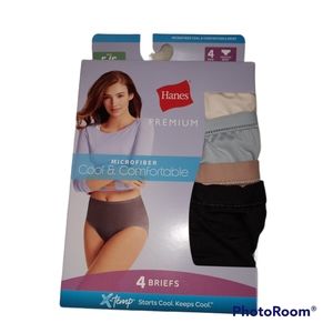 Hanes xtemp women's briefs.  Small. #412